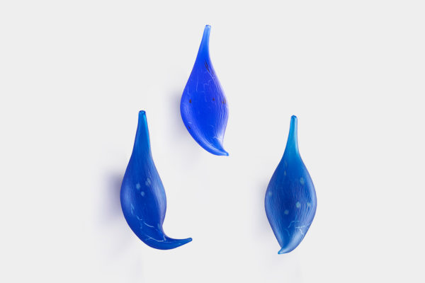 1 Light Blue, 2 Aquamarine Pods